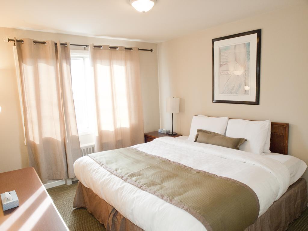 Beausejour Hotel Apartments/Hotel Dorval Rum bild